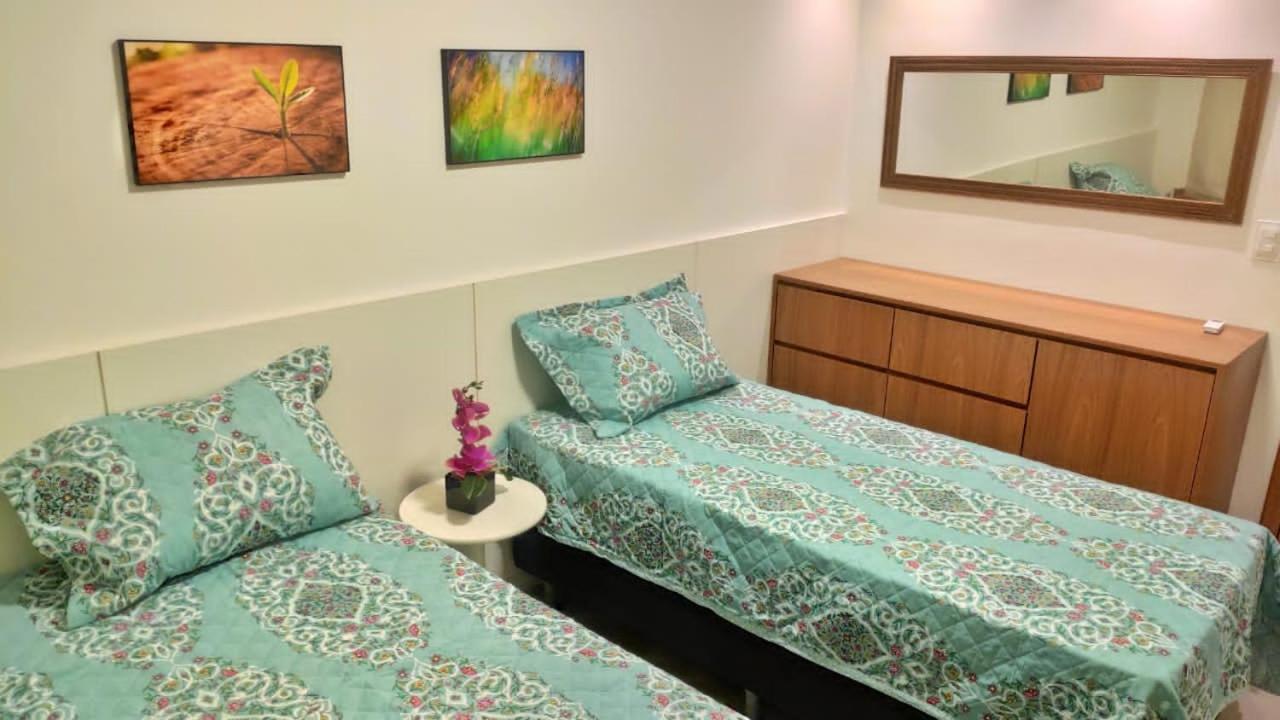 Guarajuba Porto Smeralda Village C02, Terreo - Guarajuba Temporada, Viva Mais De Uma Experiencia De Hospedagem Conosco! 130M Da Praia Экстерьер фото