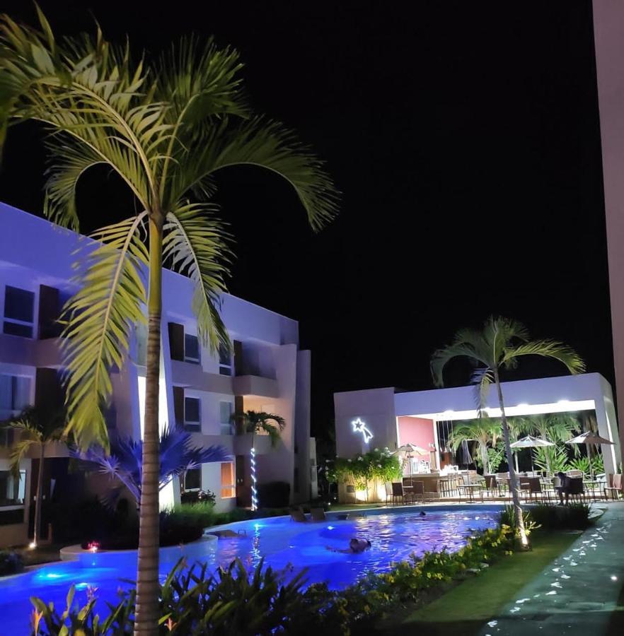 Guarajuba Porto Smeralda Village C02, Terreo - Guarajuba Temporada, Viva Mais De Uma Experiencia De Hospedagem Conosco! 130M Da Praia Экстерьер фото